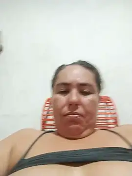 yyuly online show from November 6, 2025, 12:47 am