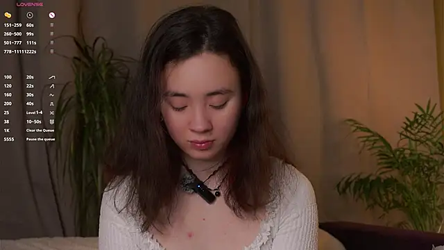 Snapshot of AlbertaClack chatting on December 18, 2025, 11:36 am AlbertaClack online show from December 18, 2025, 11:36 am