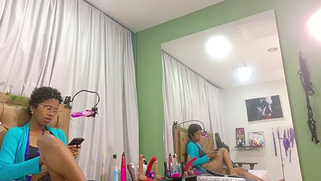 didoelizabeth online show from October 4, 2025, 1:34 pm