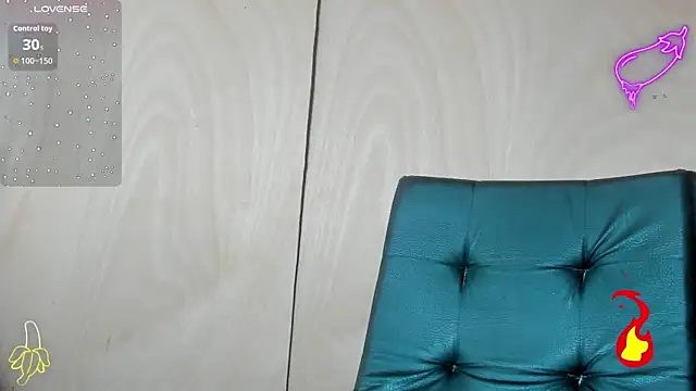 nathalia correa online show from October 21, 2025, 1:21 pm