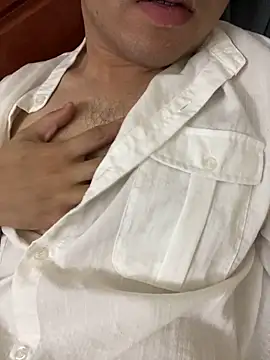 lahungdj12 online show from October 24, 2025, 12:37 pm