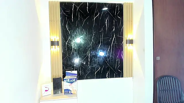 Wyatt Rose online show from October 28, 2025, 3:51 am