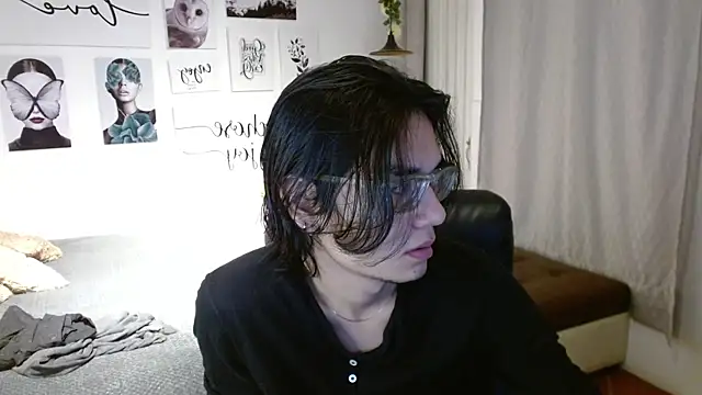 davoxer online show from November 15, 2025, 3:43 am