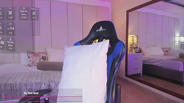 mia rousse25 online show from November 28, 2025, 2:17 pm