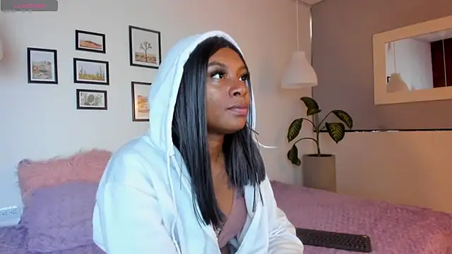 Snapshot of Coco_joness chatting on November 29, 2025, 7:47 pm Coco joness online show from November 29, 2025, 7:47 pm