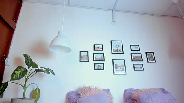 Snapshot of Coco_joness chatting on November 9, 2025, 7:51 pm Coco joness online show from November 9, 2025, 7:51 pm