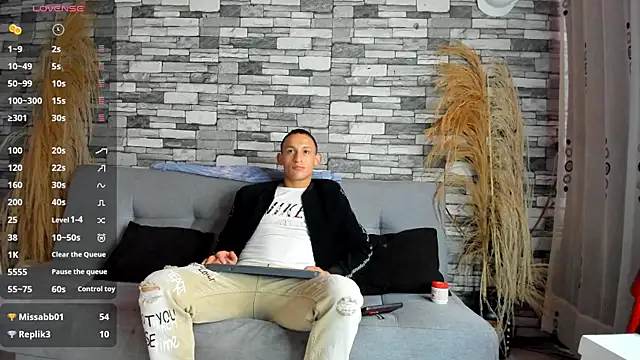 Masterblue hot online show from November 10, 2025, 7:19 pm