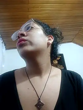 CATTALINAHOT online show from February 14, 2026, 8:25 am