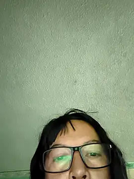 angellaalexa3 online show from April 8, 2026, 12:12 am