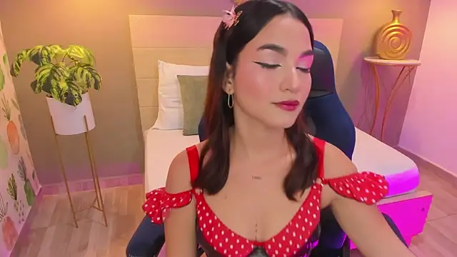 Snapshot of luma_sky_ chatting on October 23, 2025, 2:54 am luma sky online show from October 23, 2025, 2:54 am