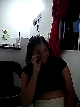 AriaHot  online show from October 24, 2025, 4:11 am
