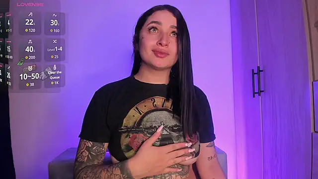 scarlett Collinss online show from April 1, 2026, 7:10 am