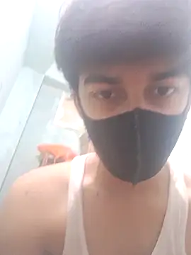 Snapshot of Dreamsoulmate07 chatting on March 8, 2026, 10:35 pm Dreamsoulmate07 online show from March 8, 2026, 10:35 pm