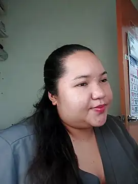 Snapshot of LianaCruzado chatting on May 12, 2026, 6:43 am LianaCruzado online show from May 12, 2026, 6:43 am