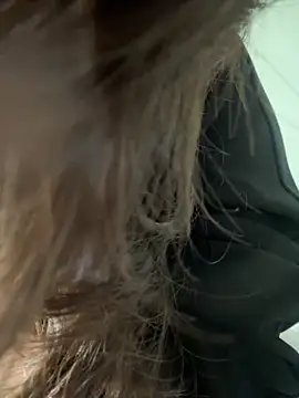 anna yngs online show from February 10, 2026, 3:49 am