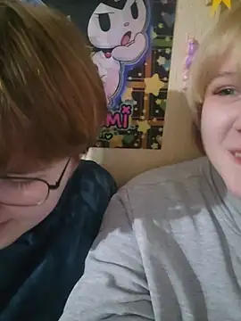 Snapshot of xrixsyx_and_ricky chatting on August 6, 2026, 6:03 pm xrixsyx and ricky online show from August 6, 2026, 6:03 pm