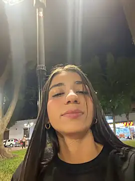 -juicy  online show from July 3, 2026, 11:44 pm