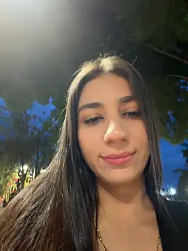 -juicy  online show from June 18, 2026, 11:32 pm