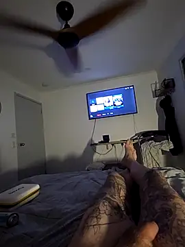 iamthepublickmasterbater online show from April 19, 2026, 6:10 pm