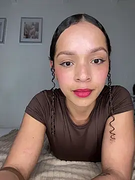 Yasmin777  online show from March 18, 2026, 10:21 pm