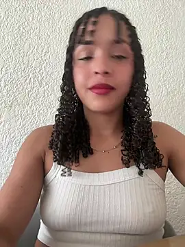 Snapshot of Yasmin777_ chatting on May 27, 2026, 6:15 pm Yasmin777 online show from May 27, 2026, 6:15 pm