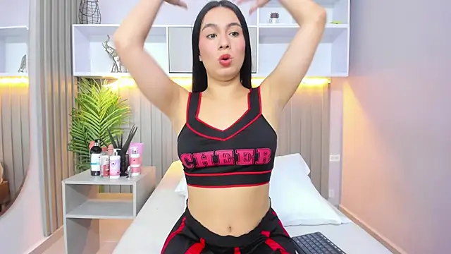 natalyWilliams online show from May 21, 2026, 12:24 pm