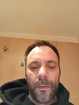 Snapshot of manchego85 chatting on November 30, 2025, 2:01 am manchego85 online show from November 30, 2025, 2:01 am