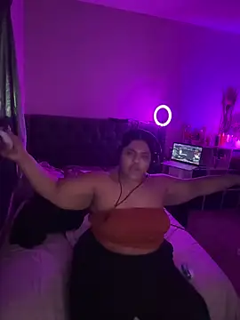 1n0nlythroat online show from December 13, 2025, 8:15 pm