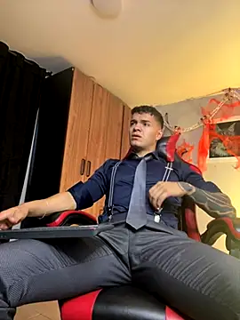 ALPHA DOMINUS  online show from October 23, 2025, 4:33 am