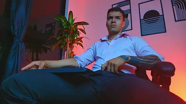 ALPHA DOMINUS  online show from April 7, 2026, 3:41 am