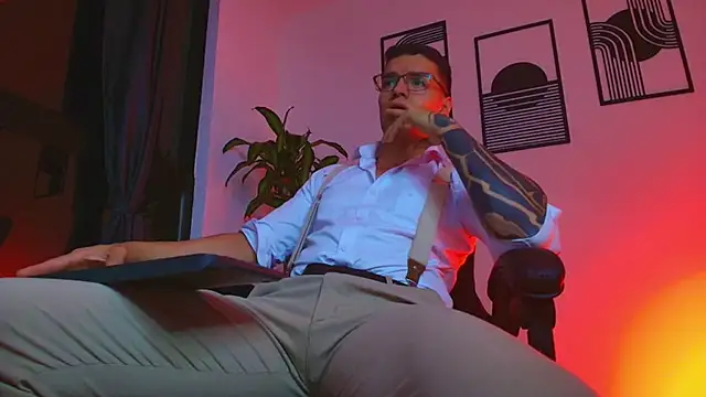 Snapshot of ALPHA_DOMINUS_ chatting on May 3, 2026, 3:55 am ALPHA DOMINUS online show from May 3, 2026, 3:55 am