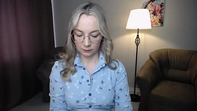 Ava Elior online show from March 23, 2026, 10:37 am