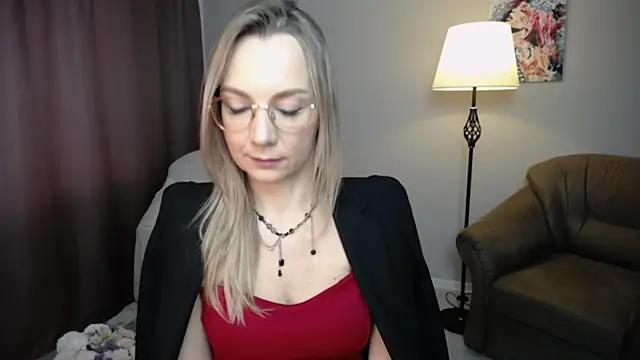 Snapshot of Ava_Elior chatting on October 23, 2025, 10:03 am Ava Elior online show from October 23, 2025, 10:03 am