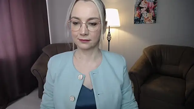 Ava Elior online show from April 3, 2026, 11:38 am