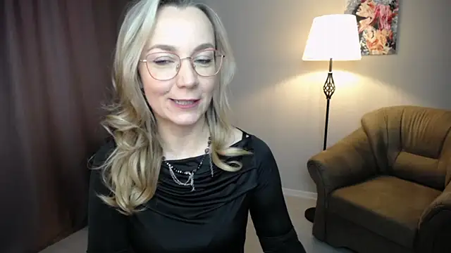 Ava Elior online show from March 6, 2026, 9:59 am