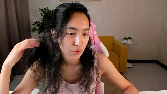 Snapshot of FlirtyAura chatting on July 3, 2026, 3:35 am FlirtyAura online show from July 3, 2026, 3:35 am