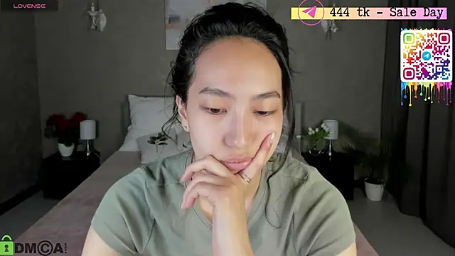 Snapshot of FlirtyAura chatting on May 23, 2026, 3:38 am FlirtyAura online show from May 23, 2026, 3:38 am