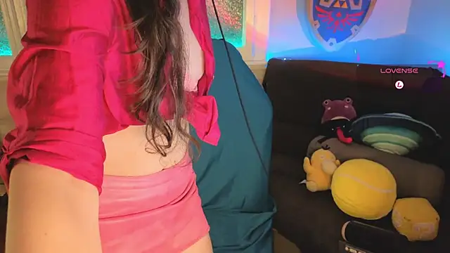 Zesty Peach online show from May 13, 2026, 11:50 am