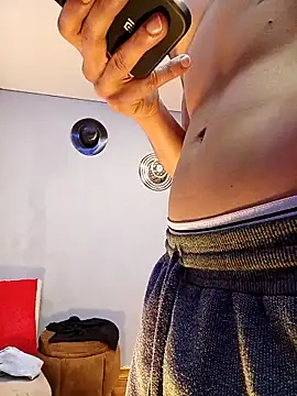 Snapshot of jhonny_thes28 chatting on November 13, 2025, 7:18 pm jhonny thes28 online show from November 13, 2025, 7:18 pm