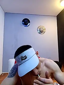 Snapshot of jhonny_thes28 chatting on November 9, 2025, 12:14 am jhonny thes28 online show from November 9, 2025, 12:14 am