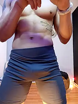 Snapshot of jhonny_thes28 chatting on November 15, 2025, 6:34 pm jhonny thes28 online show from November 15, 2025, 6:34 pm