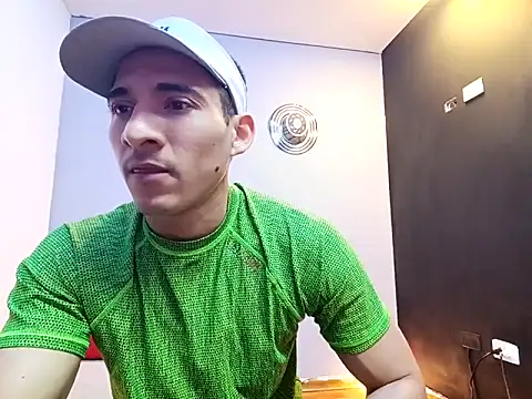 Snapshot of jhonny_thes28 chatting on November 7, 2025, 12:37 am jhonny thes28 online show from November 7, 2025, 12:37 am