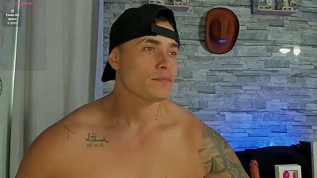 connorsmiith online show from November 21, 2025, 9:36 pm