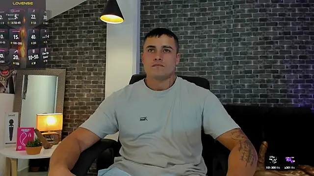 connorsmiith online show from September 15, 2025, 12:33 am