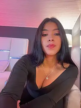 BellaFernandez   online show from April 30, 2026, 1:07 pm