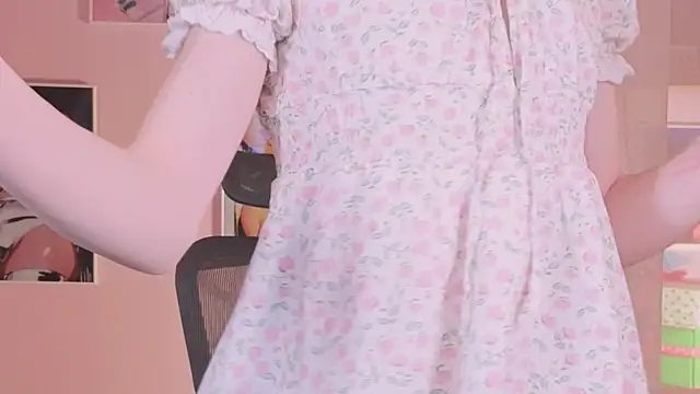 BarbieRichy online show from December 5, 2025, 5:17 am