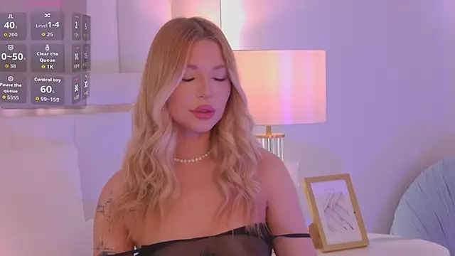 AriellaMelo online show from October 10, 2025, 6:03 am