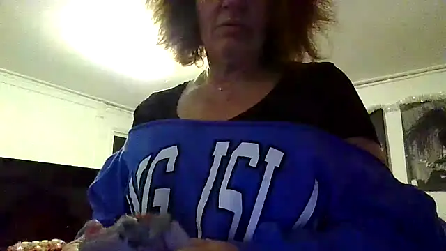 Snapshot of RubyyRosee chatting on December 16, 2025, 2:54 pm RubyyRosee online show from December 16, 2025, 2:54 pm