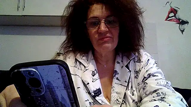 Snapshot of RubyyRosee chatting on March 4, 2026, 1:30 pm RubyyRosee online show from March 4, 2026, 1:30 pm