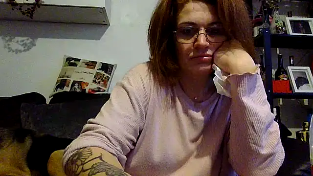 Snapshot of RubyyRosee chatting on December 14, 2025, 11:05 am RubyyRosee online show from December 14, 2025, 11:05 am